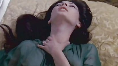 Leos Leiden (1976) video sex teen jepang